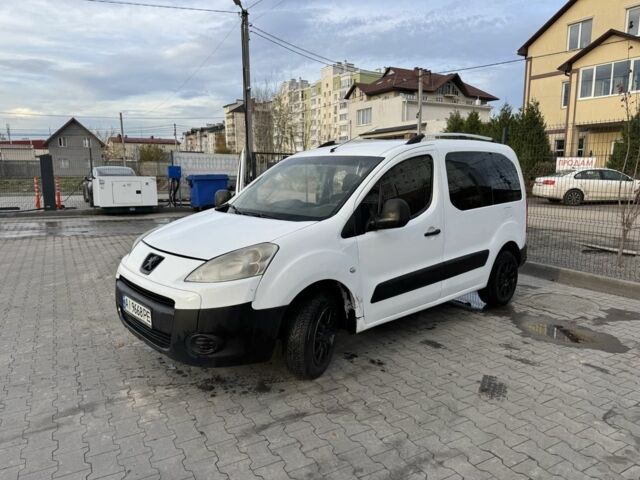 Білий Пежо Partner, об'ємом двигуна 1.6 л та пробігом 528 тис. км за 3750 $, фото 1 на Automoto.ua