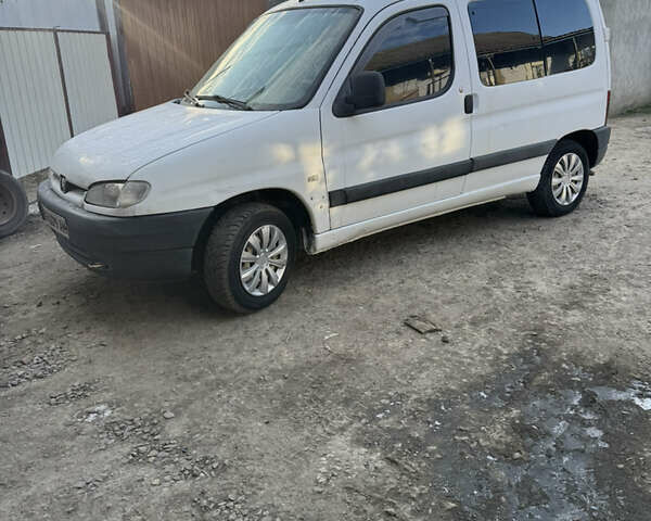 Білий Пежо Partner, об'ємом двигуна 1.87 л та пробігом 290 тис. км за 2850 $, фото 1 на Automoto.ua