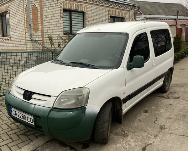 Білий Пежо Partner, об'ємом двигуна 1.87 л та пробігом 580 тис. км за 2300 $, фото 1 на Automoto.ua
