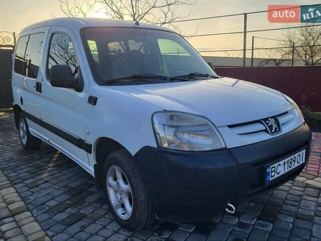 Белый Пежо Partner, объемом двигателя 1.9 л и пробегом 278 тыс. км за 3650 $, фото 1 на Automoto.ua