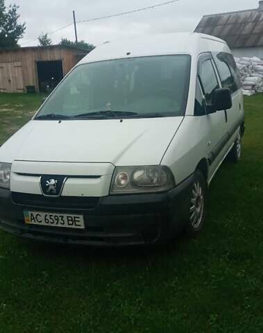 Белый Пежо Partner, объемом двигателя 1.9 л и пробегом 315 тыс. км за 4000 $, фото 1 на Automoto.ua