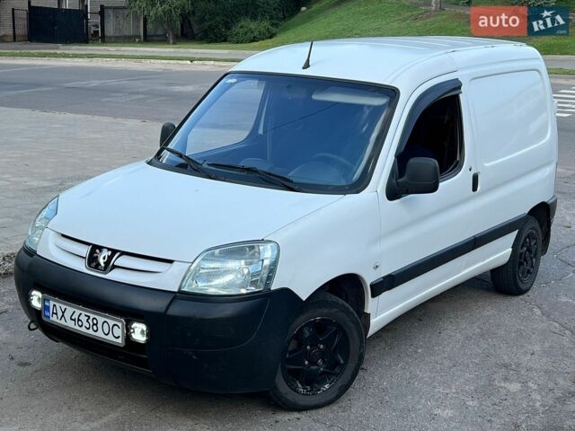 Білий Пежо Partner, об'ємом двигуна 1.87 л та пробігом 245 тис. км за 3100 $, фото 1 на Automoto.ua