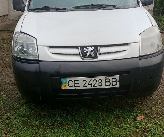 Білий Пежо Partner, об'ємом двигуна 1.6 л та пробігом 360 тис. км за 3018 $, фото 1 на Automoto.ua