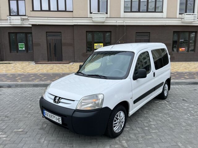 Білий Пежо Partner, об'ємом двигуна 1.9 л та пробігом 213 тис. км за 4100 $, фото 1 на Automoto.ua