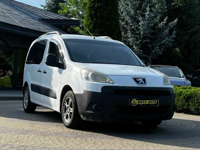 Білий Пежо Partner, об'ємом двигуна 1.5 л та пробігом 245 тис. км за 6650 $, фото 1 на Automoto.ua