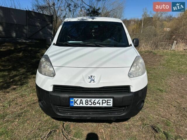 Белый Пежо Partner, объемом двигателя 1.6 л и пробегом 508 тыс. км за 5500 $, фото 1 на Automoto.ua