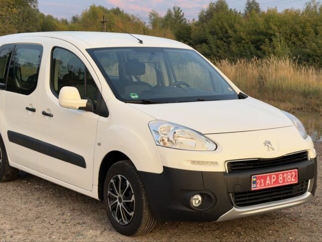 Белый Пежо Partner, объемом двигателя 1.6 л и пробегом 191 тыс. км за 7504 $, фото 1 на Automoto.ua