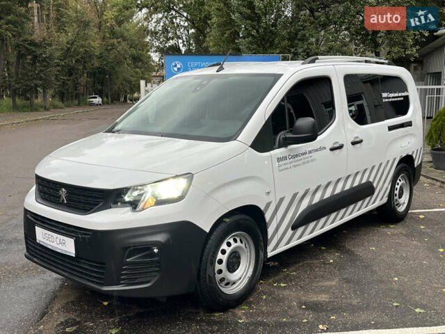 Белый Пежо Partner, объемом двигателя 1.5 л и пробегом 67 тыс. км за 21700 $, фото 1 на Automoto.ua