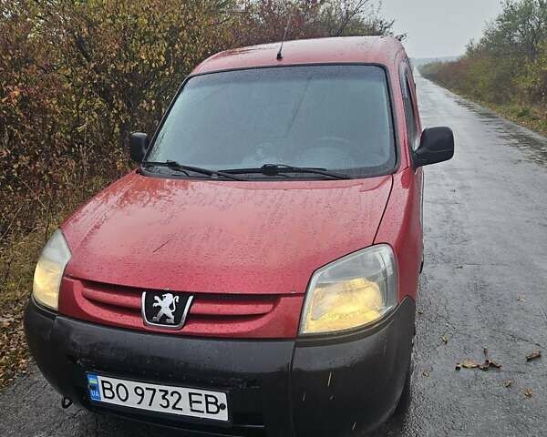 Червоний Пежо Partner, об'ємом двигуна 1.9 л та пробігом 550 тис. км за 3400 $, фото 1 на Automoto.ua