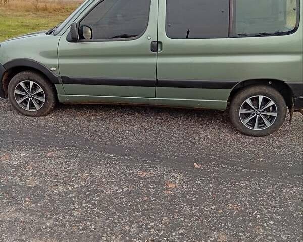Пежо Partner, объемом двигателя 1.4 л и пробегом 242 тыс. км за 4600 $, фото 1 на Automoto.ua