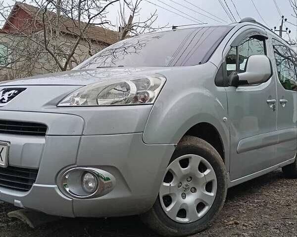 Пежо Partner, объемом двигателя 1.6 л и пробегом 298 тыс. км за 7500 $, фото 1 на Automoto.ua