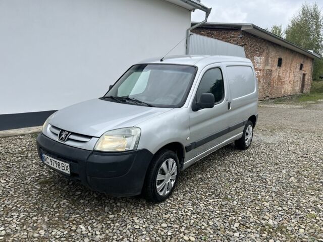 Серый Пежо Partner, объемом двигателя 1.9 л и пробегом 265 тыс. км за 2350 $, фото 1 на Automoto.ua