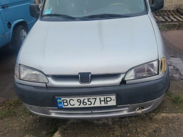 Серый Пежо Partner, объемом двигателя 0 л и пробегом 500 тыс. км за 1500 $, фото 1 на Automoto.ua