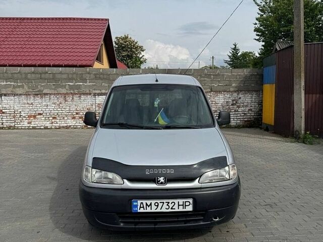 Серый Пежо Partner, объемом двигателя 1.9 л и пробегом 400 тыс. км за 3000 $, фото 1 на Automoto.ua