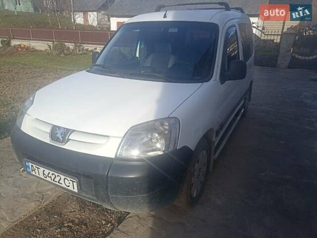 Сірий Пежо Partner, об'ємом двигуна 1.6 л та пробігом 233 тис. км за 3850 $, фото 1 на Automoto.ua