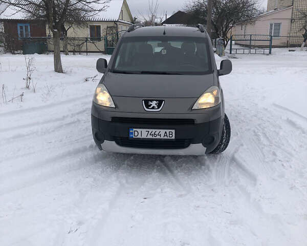 Сірий Пежо Partner, об'ємом двигуна 1.56 л та пробігом 315 тис. км за 5999 $, фото 1 на Automoto.ua