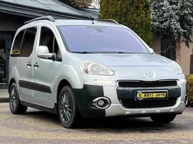 Серый Пежо Partner, объемом двигателя 1.6 л и пробегом 260 тыс. км за 9900 $, фото 1 на Automoto.ua