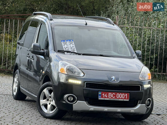 Серый Пежо Partner, объемом двигателя 1.6 л и пробегом 109 тыс. км за 8950 $, фото 1 на Automoto.ua