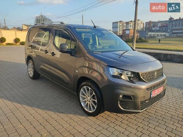 Сірий Пежо Partner, об'ємом двигуна 1.5 л та пробігом 30 тис. км за 19950 $, фото 1 на Automoto.ua