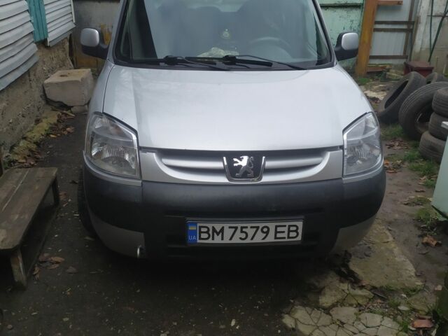Серый Пежо Partner, объемом двигателя 1.6 л и пробегом 323 тыс. км за 4200 $, фото 1 на Automoto.ua
