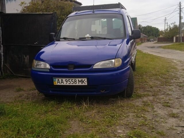 Синий Пежо Partner, объемом двигателя 1.9 л и пробегом 380 тыс. км за 1500 $, фото 1 на Automoto.ua
