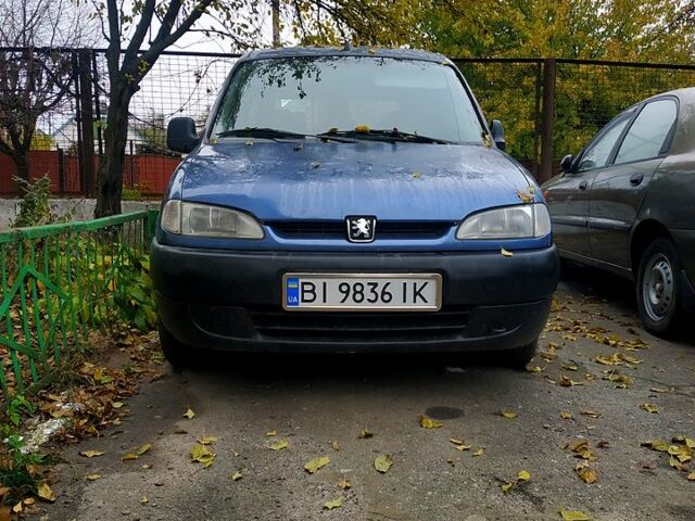Синий Пежо Partner, объемом двигателя 1.9 л и пробегом 300 тыс. км за 4000 $, фото 1 на Automoto.ua