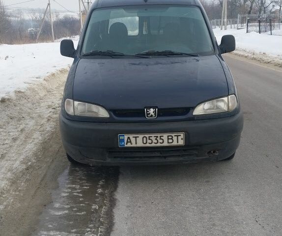 Синий Пежо Partner, объемом двигателя 1.9 л и пробегом 250 тыс. км за 1300 $, фото 1 на Automoto.ua