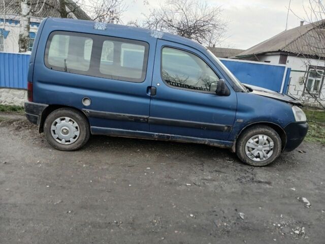 Синий Пежо Partner, объемом двигателя 1.9 л и пробегом 1 тыс. км за 994 $, фото 1 на Automoto.ua
