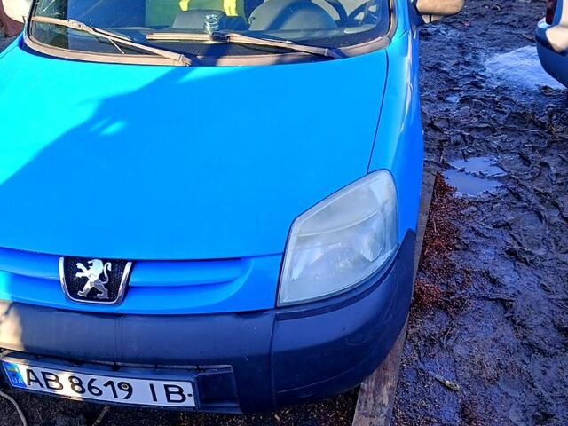 Синий Пежо Partner, объемом двигателя 1.4 л и пробегом 208 тыс. км за 3000 $, фото 1 на Automoto.ua
