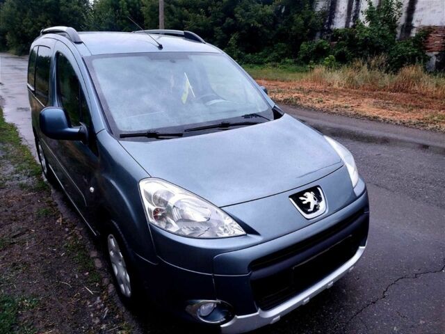 Синий Пежо Partner, объемом двигателя 1.6 л и пробегом 280 тыс. км за 7000 $, фото 1 на Automoto.ua