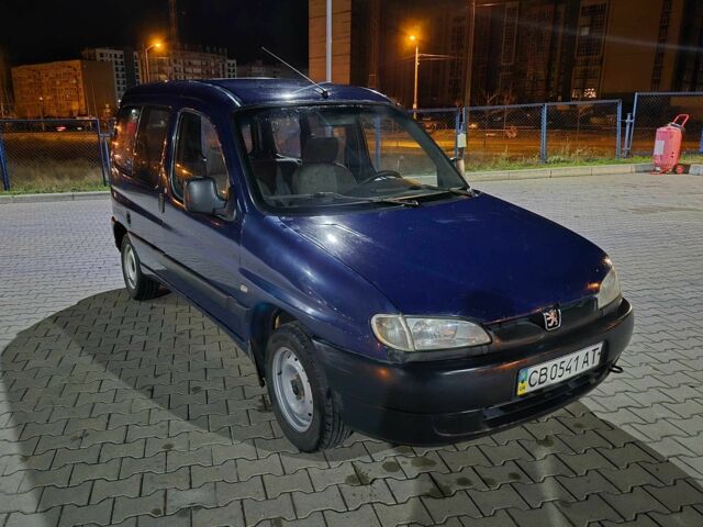 Синій Пежо Partner, об'ємом двигуна 1.4 л та пробігом 450 тис. км за 3000 $, фото 1 на Automoto.ua