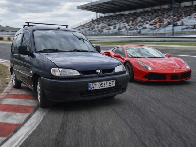 Синий Пежо Partner, объемом двигателя 1.9 л и пробегом 250 тыс. км за 1800 $, фото 1 на Automoto.ua