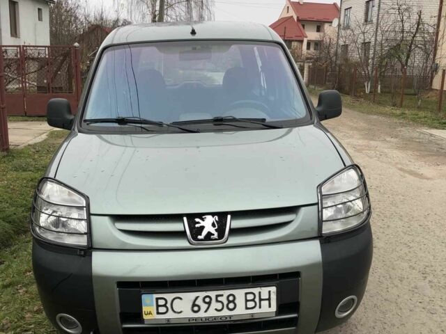 Зеленый Пежо Partner, объемом двигателя 0 л и пробегом 232 тыс. км за 3900 $, фото 1 на Automoto.ua