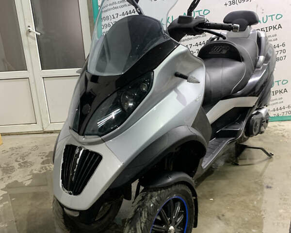 Чорний Піаджо MP3, об'ємом двигуна 0.4 л та пробігом 6 тис. км за 2500 $, фото 1 на Automoto.ua