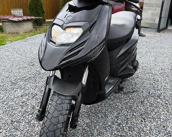 Пиаджо Typhoon, объемом двигателя 0.5 л и пробегом 20 тыс. км за 604 $, фото 1 на Automoto.ua
