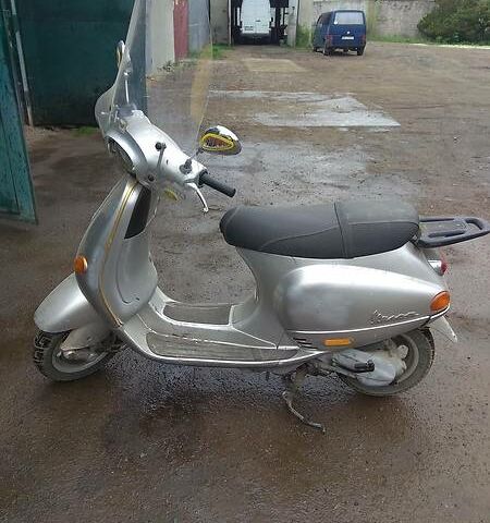 Піаджо Vespa, об'ємом двигуна 0.12 л та пробігом 7 тис. км за 500 $, фото 1 на Automoto.ua