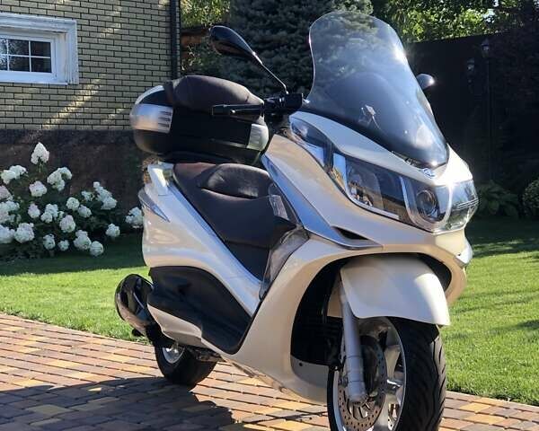 Пиаджо X10, объемом двигателя 0 л и пробегом 16 тыс. км за 3550 $, фото 1 на Automoto.ua