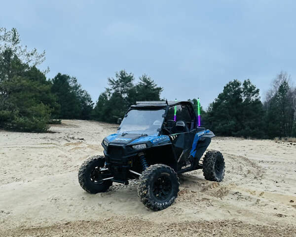 Поларис RZR XP 1000, объемом двигателя 1 л и пробегом 10 тыс. км за 8400 $, фото 1 на Automoto.ua