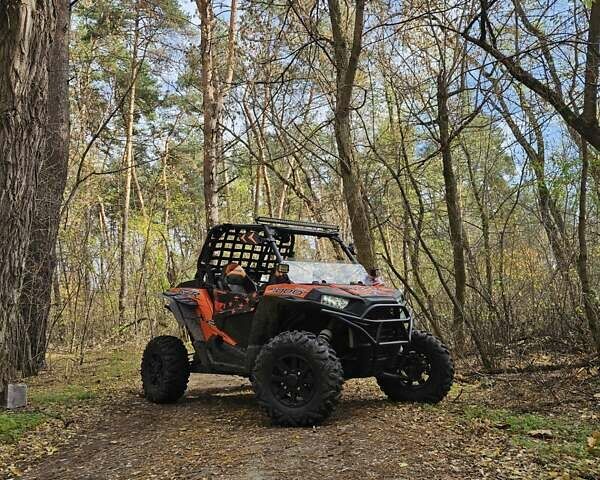 Поларис RZR XP 1000 EPS, объемом двигателя 1 л и пробегом 6 тыс. км за 12500 $, фото 1 на Automoto.ua