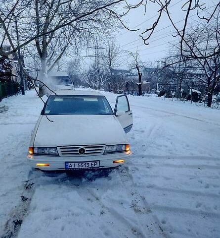 Білий Понтіак Bonneville, об'ємом двигуна 3.8 л та пробігом 300 тис. км за 1700 $, фото 1 на Automoto.ua