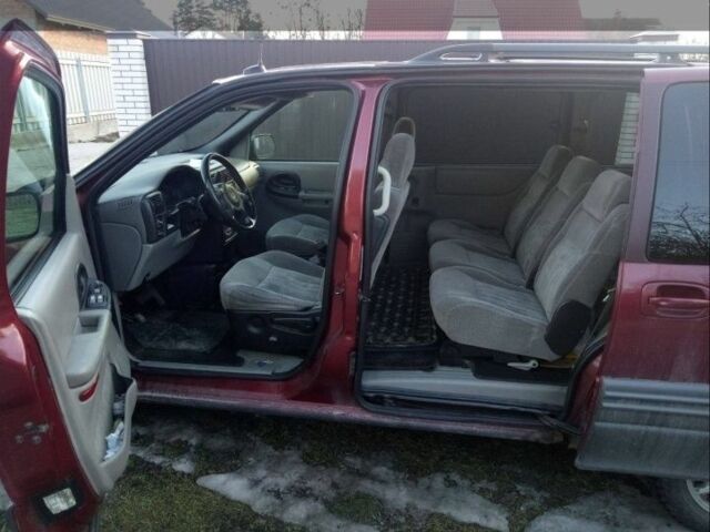 Червоний Понтіак Montana, об'ємом двигуна 0 л та пробігом 200 тис. км за 2500 $, фото 1 на Automoto.ua