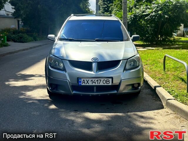 Сірий Понтіак Vibe, об'ємом двигуна 1.8 л та пробігом 250 тис. км за 6000 $, фото 1 на Automoto.ua