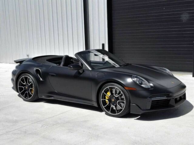 Черный Порше 911, объемом двигателя 3.8 л и пробегом 18 тыс. км за 70000 $, фото 1 на Automoto.ua