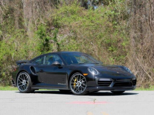 Черный Порше 911, объемом двигателя 3.8 л и пробегом 33 тыс. км за 55000 $, фото 1 на Automoto.ua
