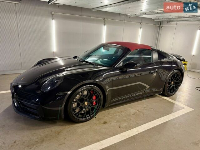 Черный Порше 911, объемом двигателя 2.98 л и пробегом 15 тыс. км за 242000 $, фото 1 на Automoto.ua