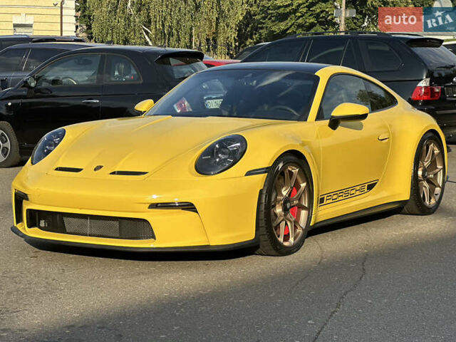 Желтый Порше 911, объемом двигателя 4 л и пробегом 1 тыс. км за 330000 $, фото 1 на Automoto.ua
