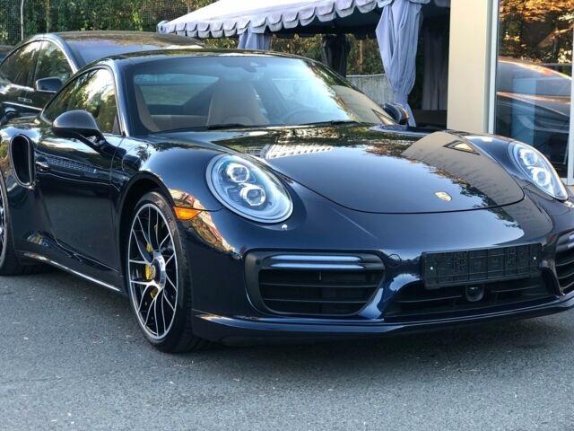 Синій Порше 911, об'ємом двигуна 3.8 л та пробігом 14 тис. км за 175000 $, фото 1 на Automoto.ua