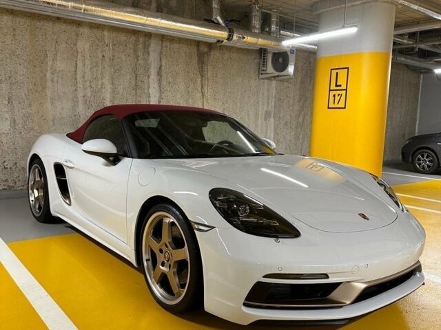 Білий Порше Boxster, об'ємом двигуна 4 л та пробігом 1 тис. км за 135000 $, фото 1 на Automoto.ua