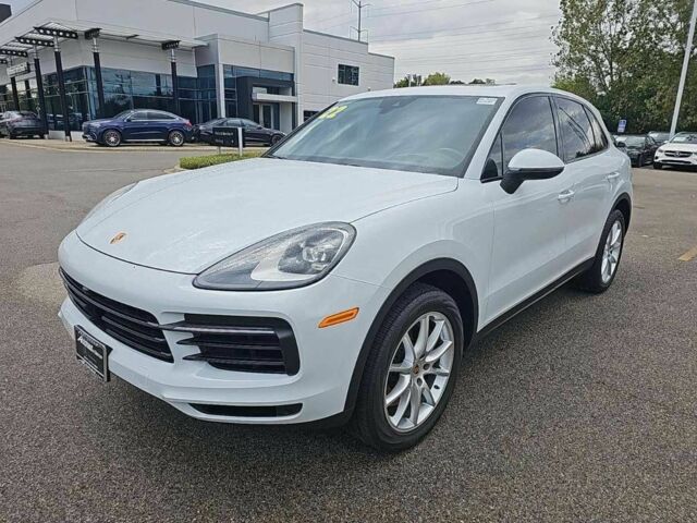 Белый Порше Каен Турбо, объемом двигателя 0 л и пробегом 16 тыс. км за 72400 $, фото 1 на Automoto.ua