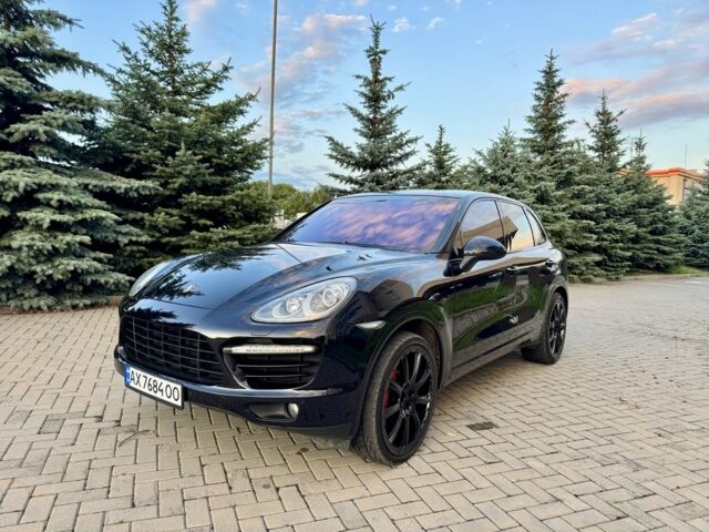 Черный Порше Каен Турбо, объемом двигателя 4.8 л и пробегом 230 тыс. км за 19999 $, фото 1 на Automoto.ua